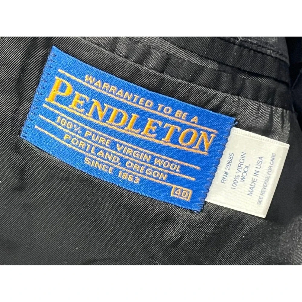 Vtg Pendleton 40 Grey Tweed Wool Blazer Black Yoke Sport Coat Made in USA Mens